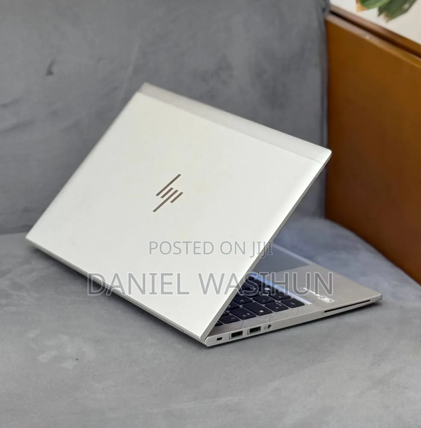 New Laptop HP EliteBook 830 8GB Intel Core i5 SSD 512GB