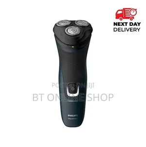 Philips Aquatouch Shaver.Free Delivery