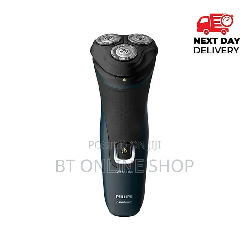 Philips Aquatouch Shaver.Free Delivery
