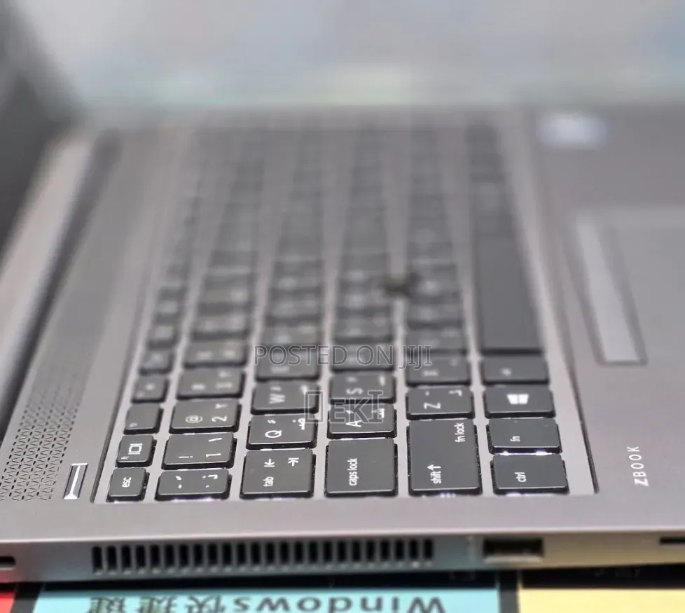 New Laptop HP ZBook 14 16GB Intel Core i7 SSD 512GB