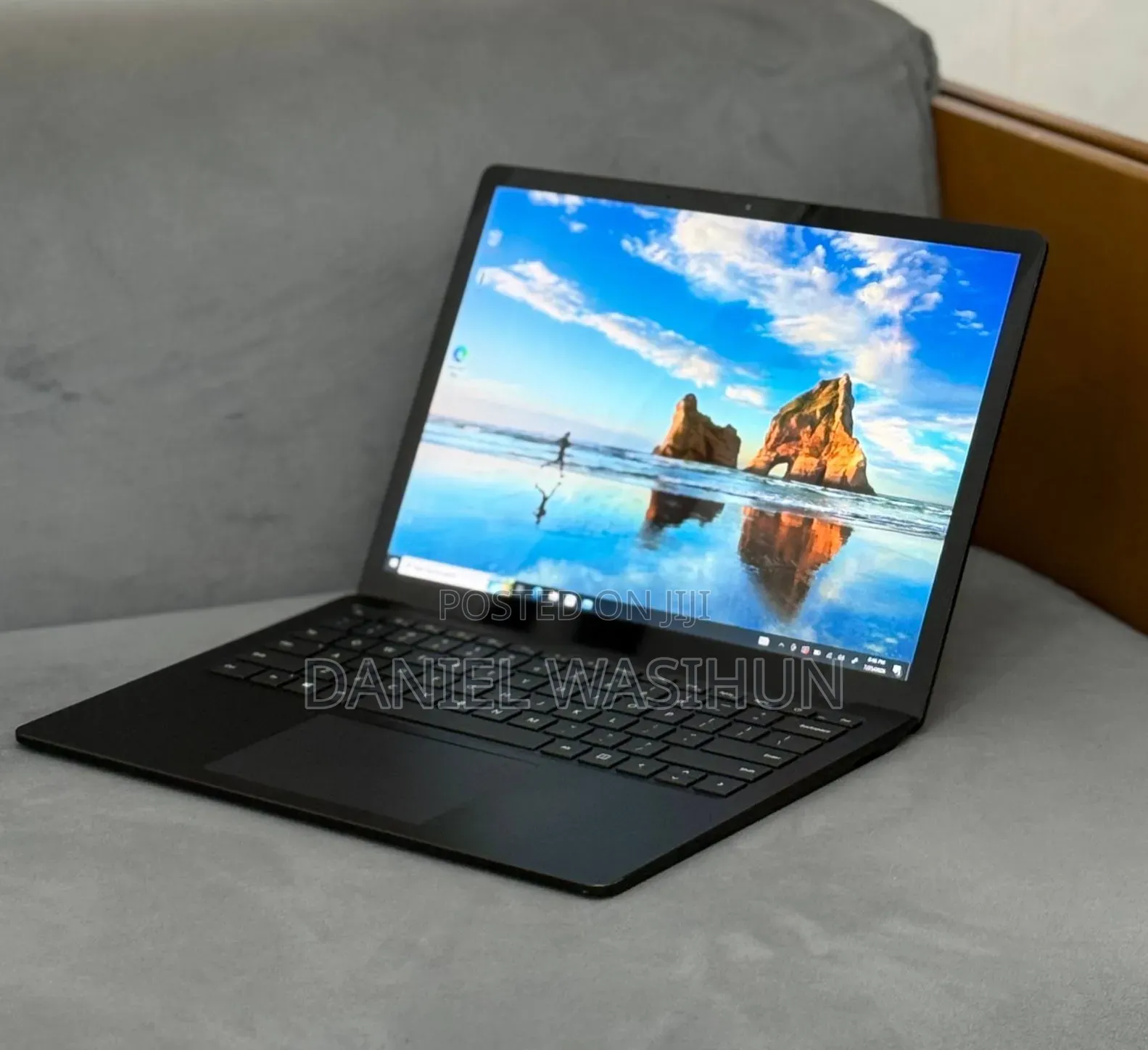 New Laptop Microsoft Surface Laptop 4 16GB Intel Core i7 SSD 512GB
