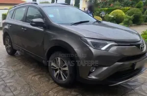 Toyota RAV4 2017