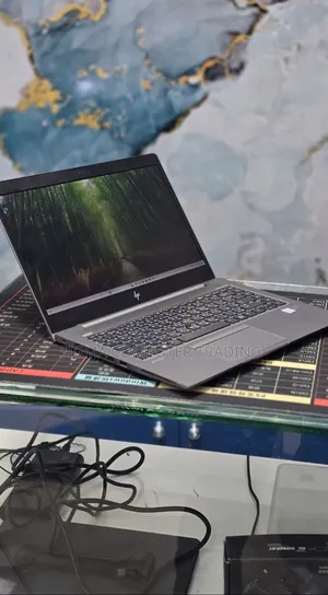 New Laptop HP ZBook Studio G5 16GB Intel Core i7 SSD 512GB