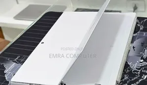 New Laptop Microsoft Surface 8GB Intel Core i5 SSD 256GB