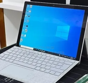 New Laptop Microsoft Surface 8GB Intel Core i5 SSD 256GB