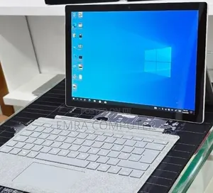 New Laptop Microsoft Surface 8GB Intel Core i5 SSD 256GB