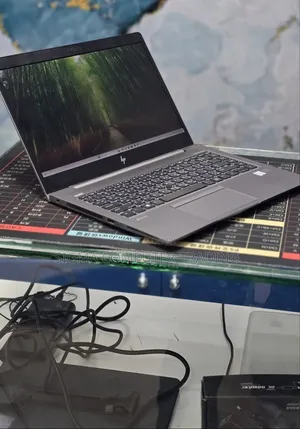 New Laptop HP ZBook Studio G5 16GB Intel Core i7 SSD 512GB