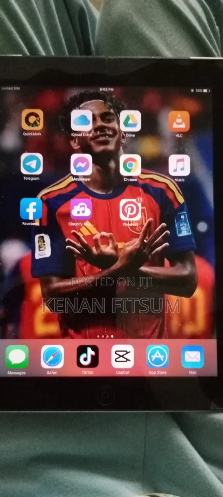 Apple iPad 2 Wi-Fi 32 GB Gray