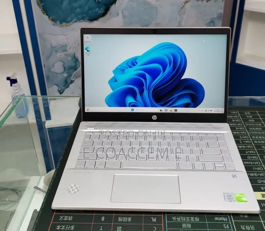 New Laptop HP 16GB Intel Core i5 SSD 512GB