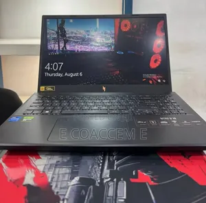 New Laptop Acer 16GB Intel Core i7 SSD 512GB