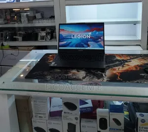 New Laptop Lenovo Y70 16GB Intel Core i5 SSD 512GB