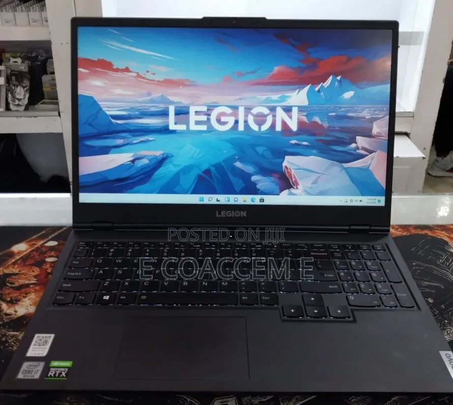 New Laptop Lenovo Y70 16GB Intel Core i5 SSD 512GB