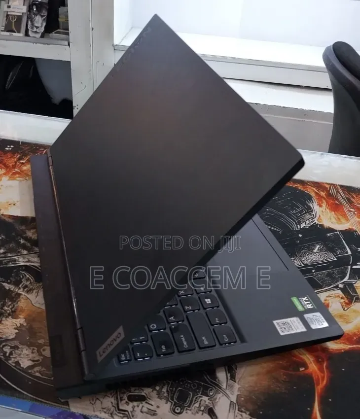 New Laptop Lenovo Y70 16GB Intel Core i5 SSD 512GB