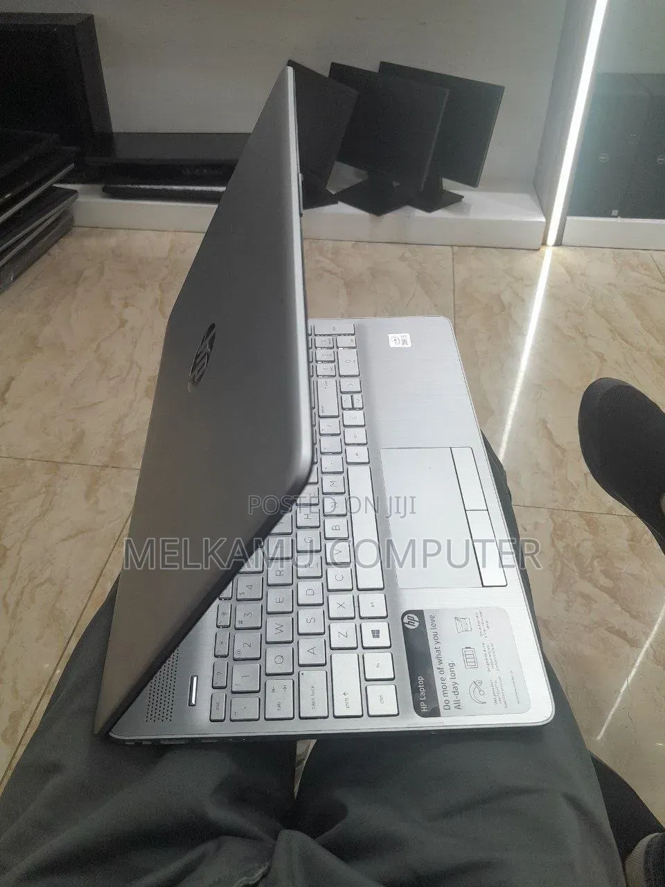 New Laptop HP Stream Notebook 12GB Intel Core i5 HDD 1T