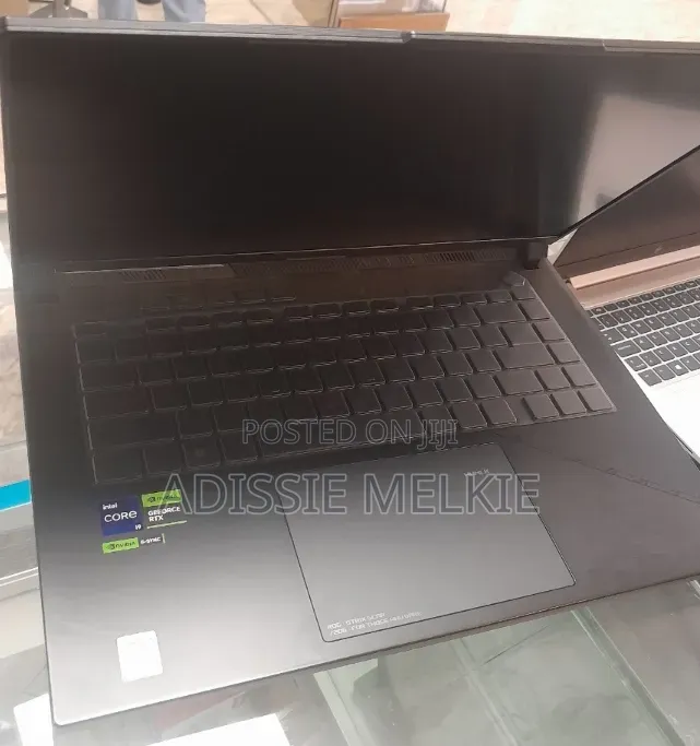 New Laptop Asus ROG Strix G15 16GB Intel Core i9 SSD 1T