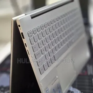 New Laptop Dell Inspiron 15 8GB Intel Core i5 SSD 256GB