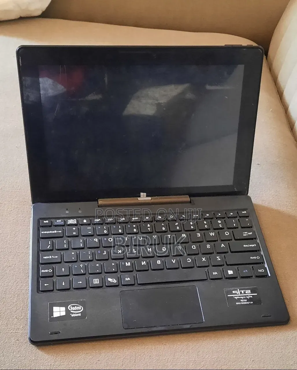 Laptop 2GB Intel SSD 32GB