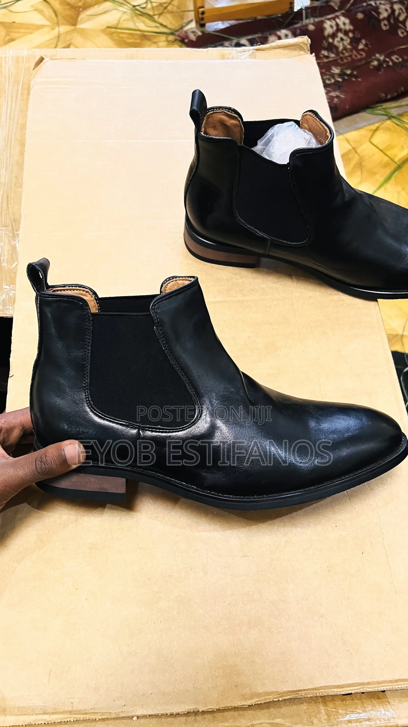 QUALITY Boots Shoe