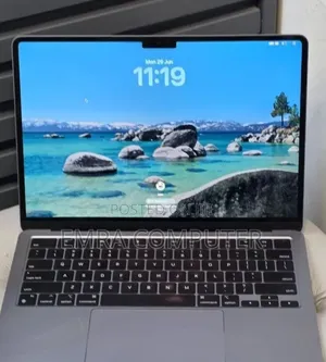 New Laptop Apple MacBook Air 2022 M2 8GB Apple M2 SSD 256GB