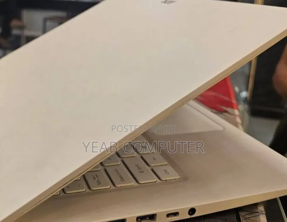New Laptop Acer Predator Helios Neo 16 16GB Intel Core i7 SSD 512GB