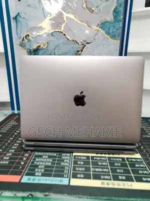 New Laptop Apple MacBook Pro 2020 M1 8GB Apple M1 SSD 512GB