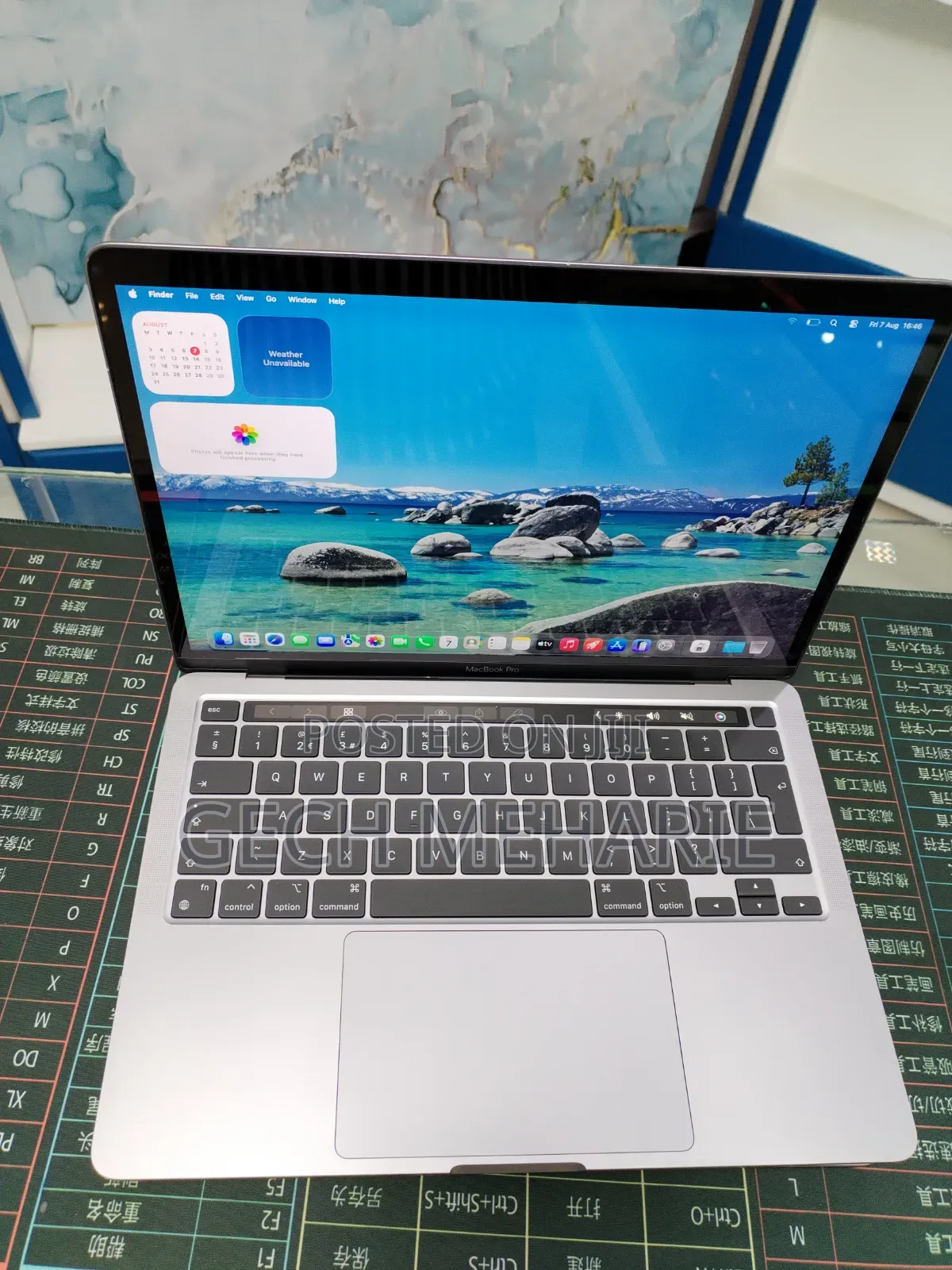New Laptop Apple MacBook Pro 2020 M1 8GB Apple M1 SSD 512GB