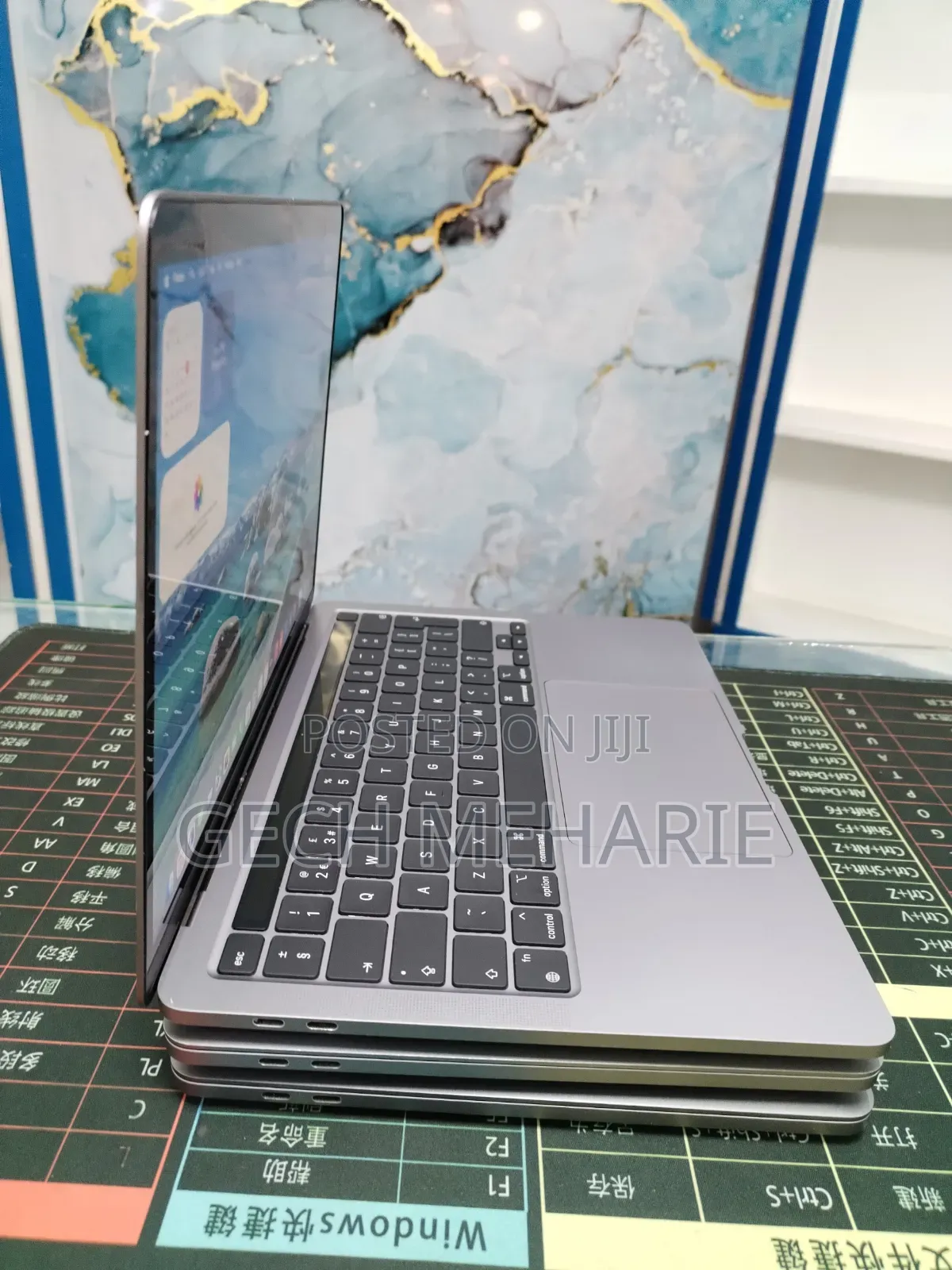 New Laptop Apple MacBook Pro 2020 M1 8GB Apple M1 SSD 512GB