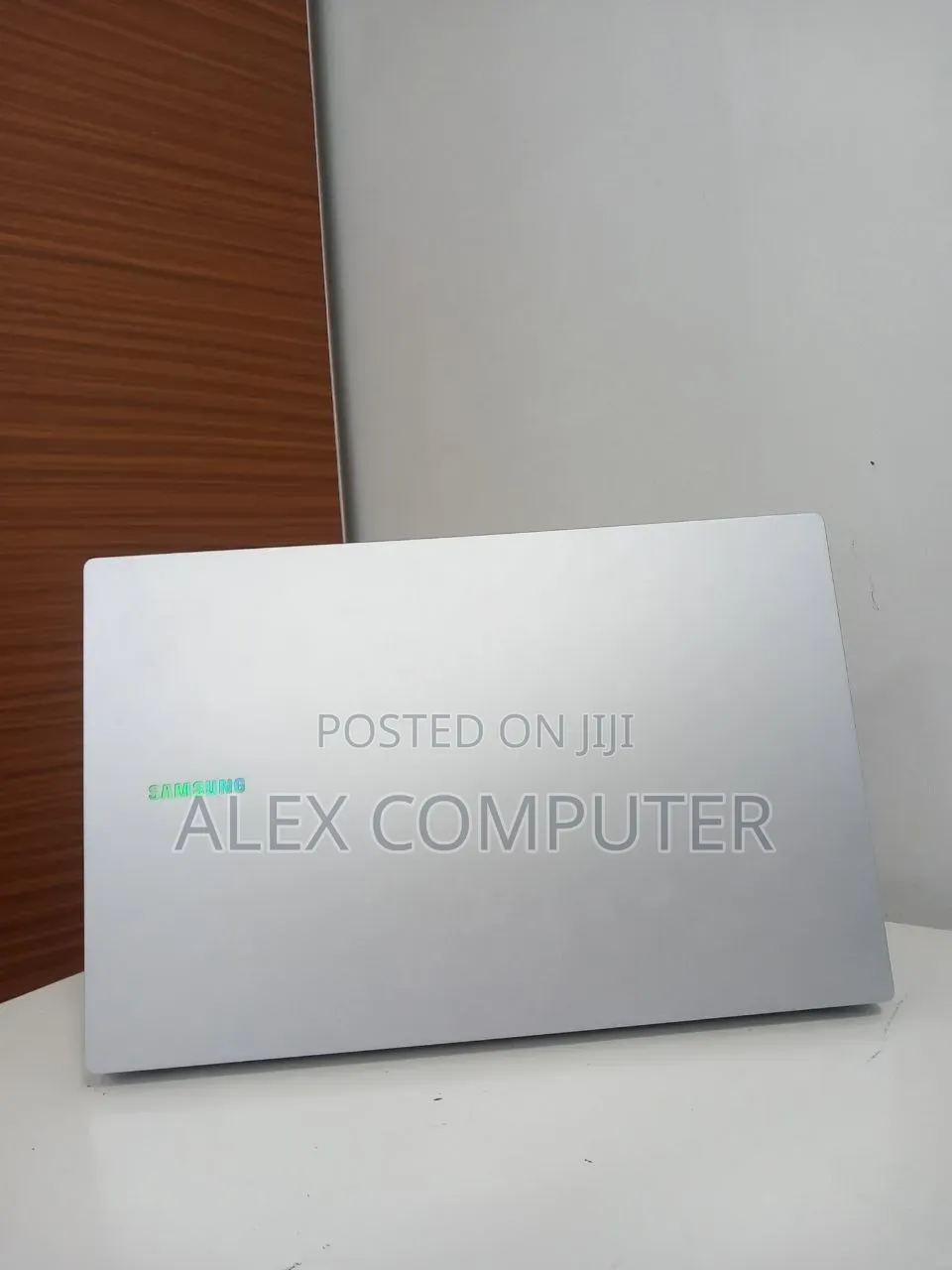 New Laptop Samsung Galaxy Book4 8GB SSD 512GB