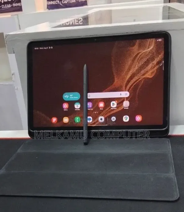New Laptop Samsung Galaxy Book4 8GB Intel Core i5 SSD 256GB