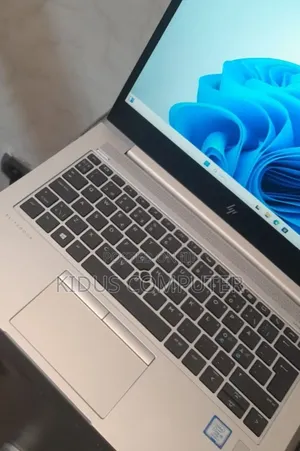 New Laptop HP EliteBook 830 G5 8GB Intel Core i5 SSD 256GB