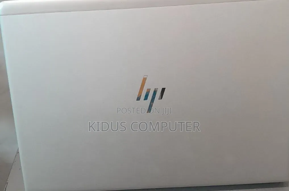 New Laptop HP EliteBook 830 G5 8GB Intel Core i5 SSD 256GB