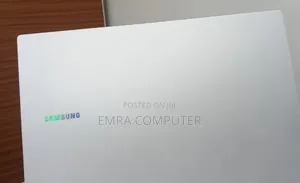New Laptop Samsung Galaxy Book4 8GB Intel Core 5 SSD 512GB