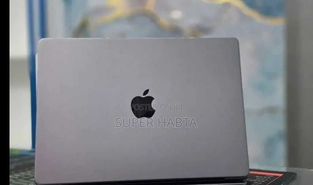New Laptop Apple MacBook Pro 2021 M1 32GB Apple M1 Pro SSD 512GB