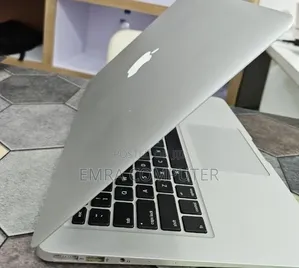 New Laptop Apple MacBook Air 2017 8GB Intel Core i5 SSD 256GB