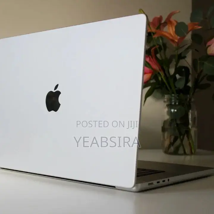 New Laptop Apple MacBook Pro 2021 M1 32GB Apple M1 Pro SSD 512GB