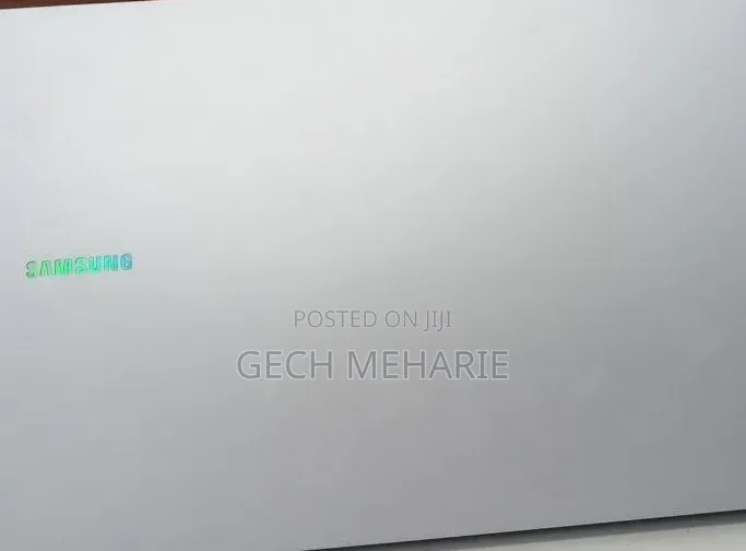 New Laptop Samsung Galaxy Book4 Ultra 8GB Intel Core Ultra 5 SSD 512GB