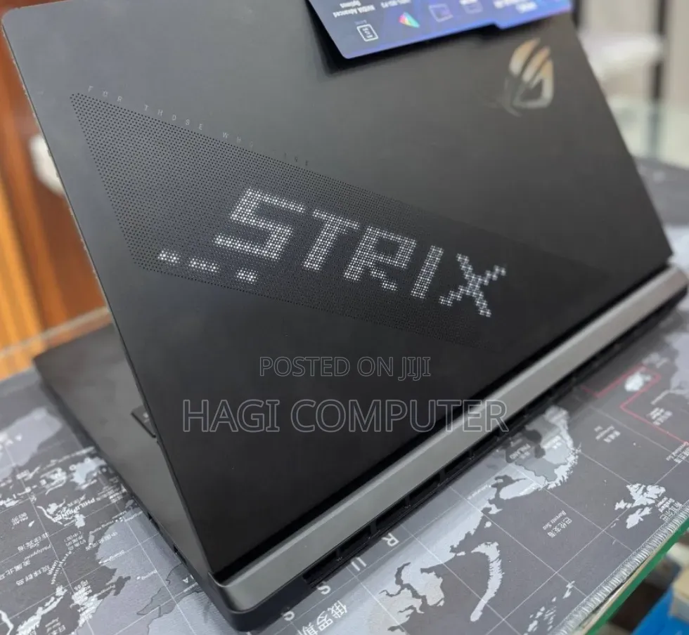 New Laptop Asus ROG Strix G18 32GB Intel Core Ultra 9 SSD 2T