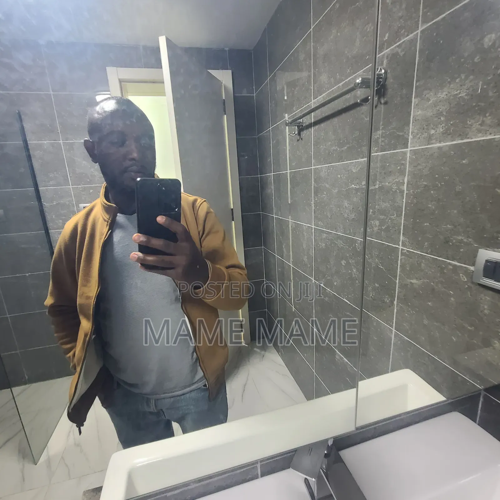 5bdrm Apartment in Addis Abeba, Bole for rent