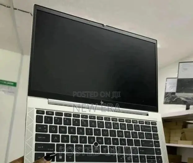 New Laptop HP EliteBook 830 16GB Intel Core i7 SSD 512GB