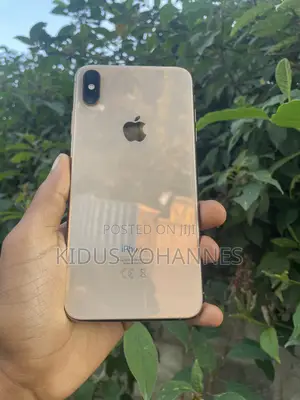 Apple iPhone XS Max 64 GB Gold