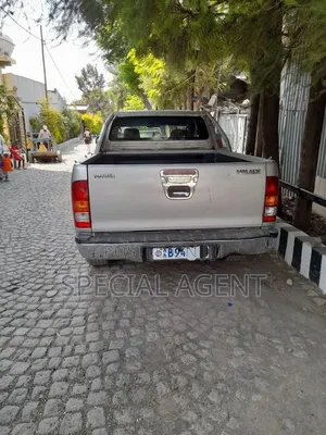 Toyota Hilux 2007 Silver