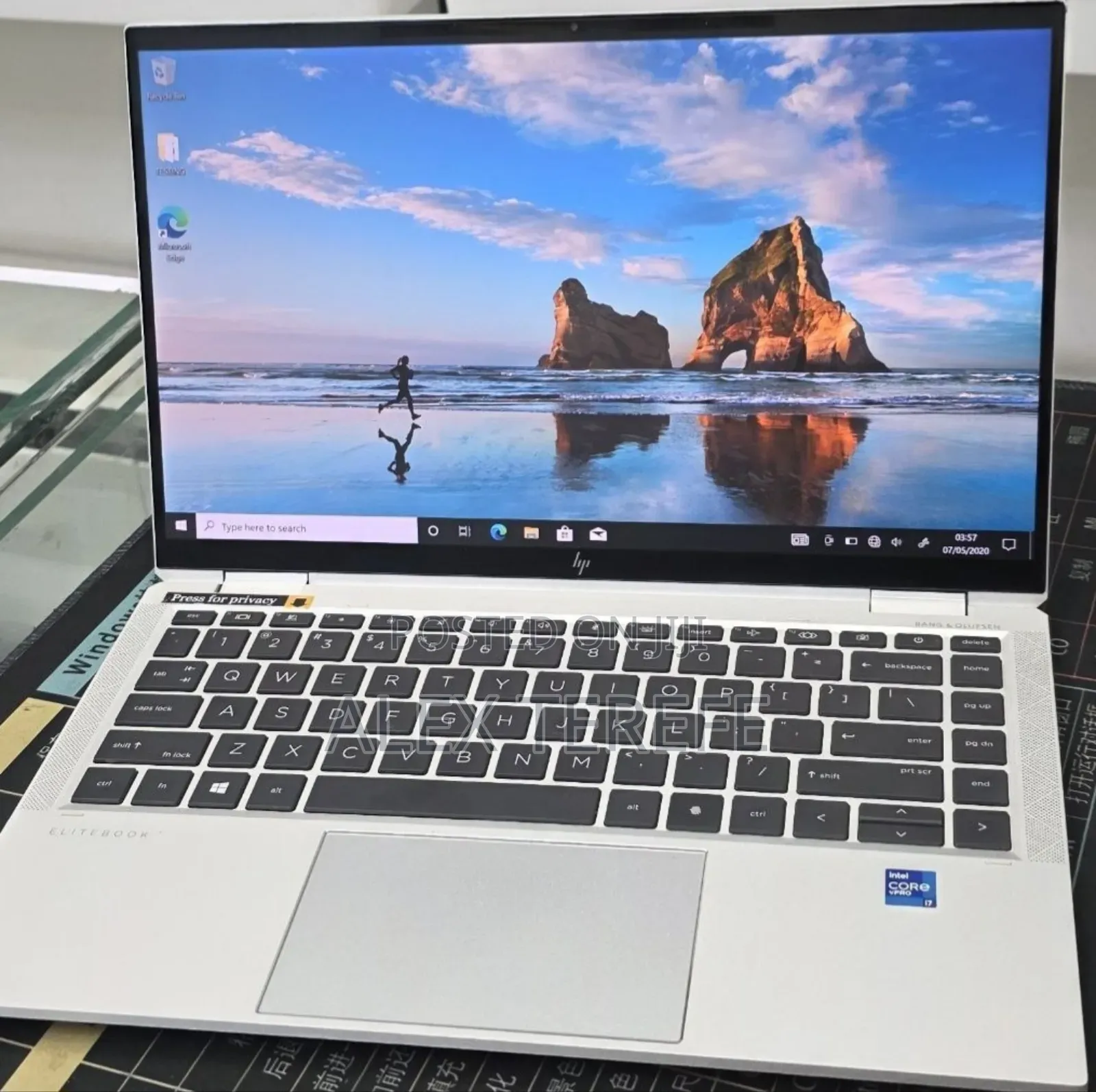 New Laptop HP EliteBook 1040 G8 16GB Intel Core i7 SSD 512GB