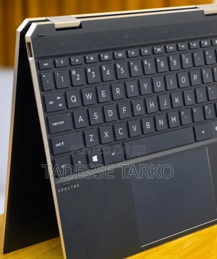 New Laptop HP Spectre 16GB Intel Core i7 SSD 512GB
