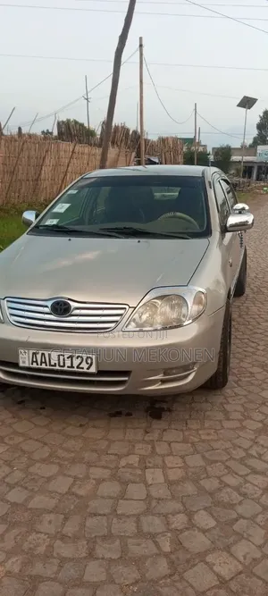 Toyota Corolla 2003 Gold