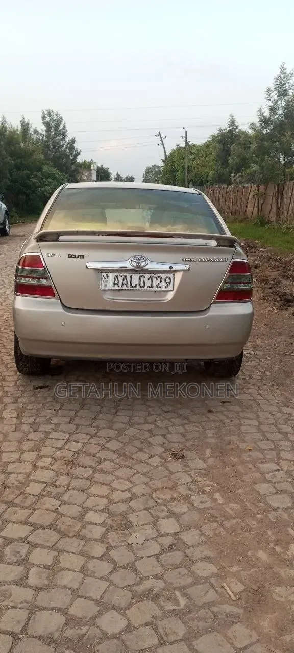 Toyota Corolla 2003 Gold