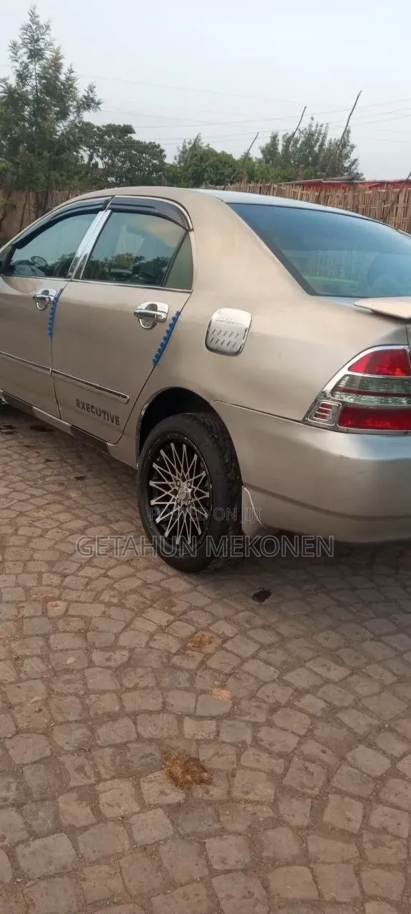 Toyota Corolla 2003 Gold