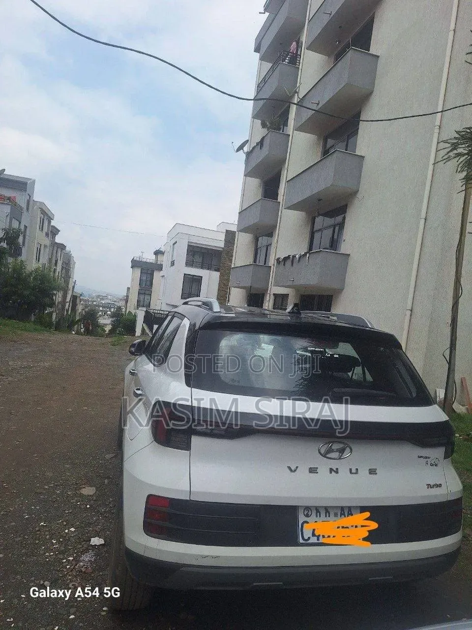 Hyundai Venue 2023 White