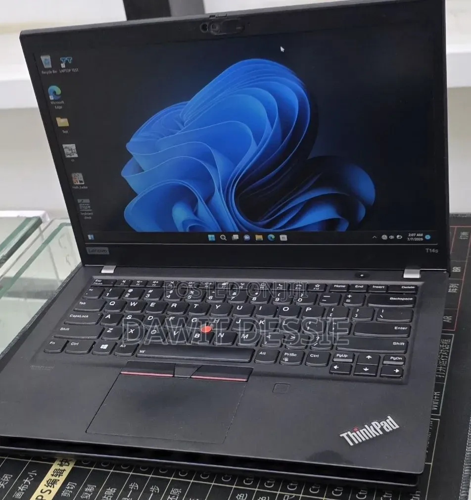 New Laptop Lenovo ThinkPad T14s Gen 1 16GB AMD Ryzen 5 SSD 512GB