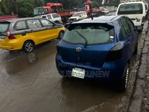 Toyota Yaris 1.0 2005 Blue