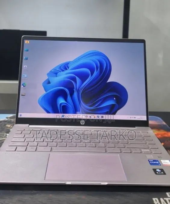 New Laptop HP Pavilion 14 16GB Intel Core i7 SSD 512GB